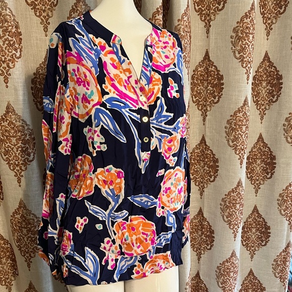 Lily Pulitzer silk top - Picture 1 of 5